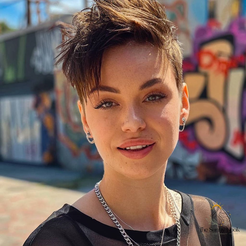 30 Cute Long Hairstyles You'll Want to Re-Create Immediately 1 featured 1568