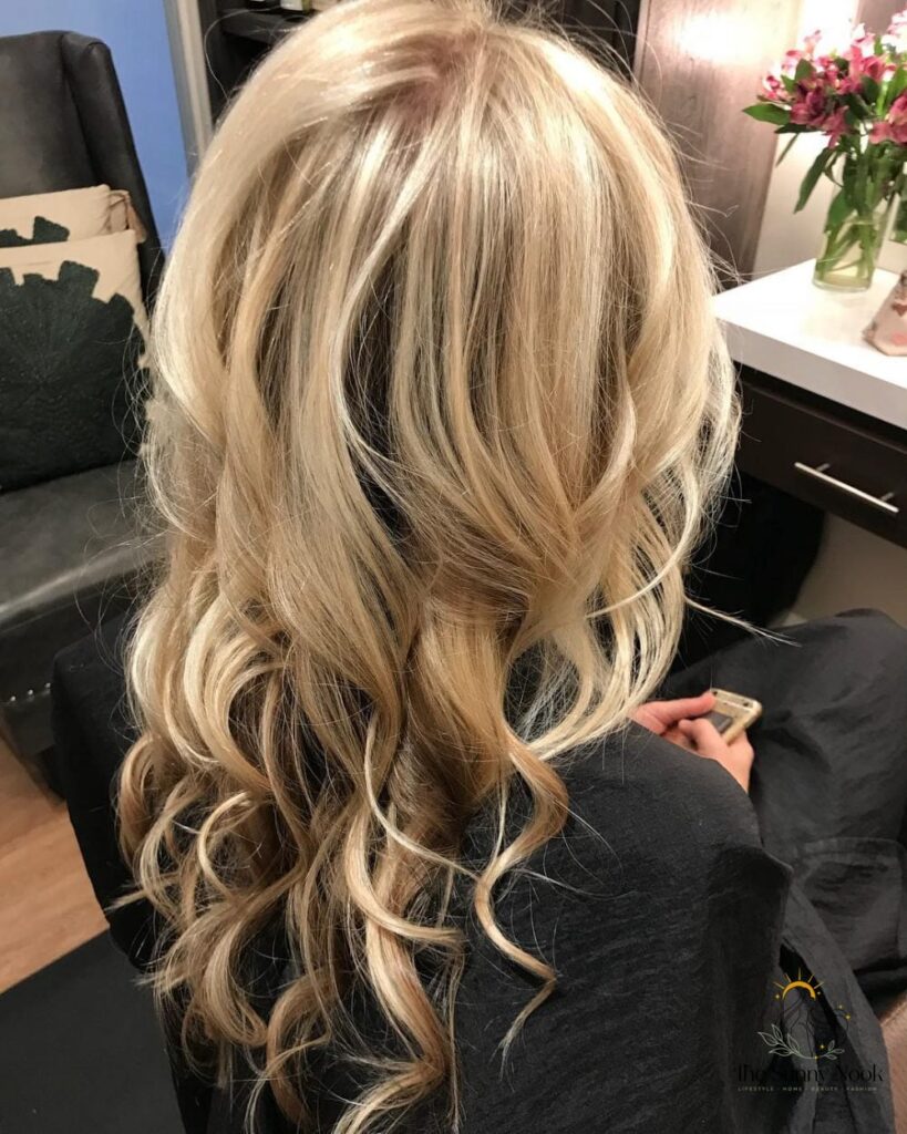 19 Curly Hairstyles Easy That Are Actually Easy to DIY 1 featured 2505