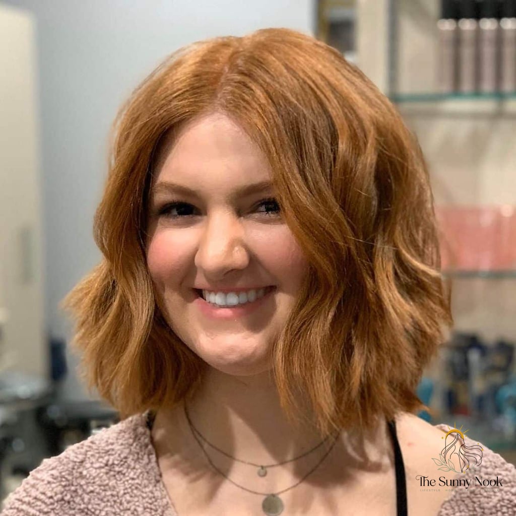 17 Gorgeous Short Hairstyles For Round Faces for Every Hair Type 2 Beautiful Layered Bob for Thick Hair