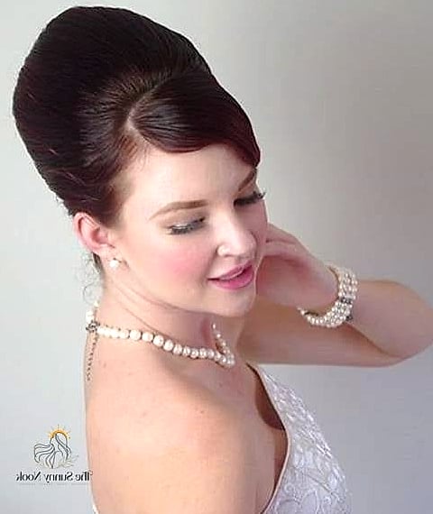 10 50S Hairstyles For Long Hair Inspo That's Giving Us Everything 2 Beehive with a Hairband
