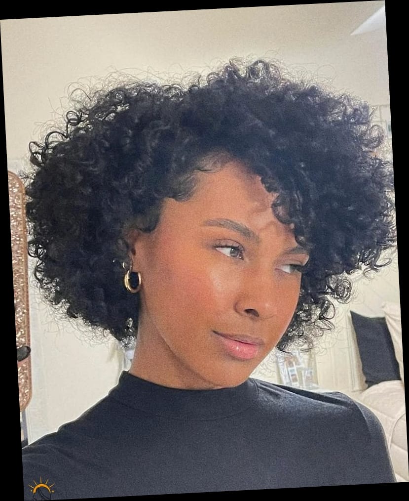 20 Hairstyles For Very Short Hair We're Obsessed With Right Now 21 The Big Chop to a Caramel-Kissed Bob