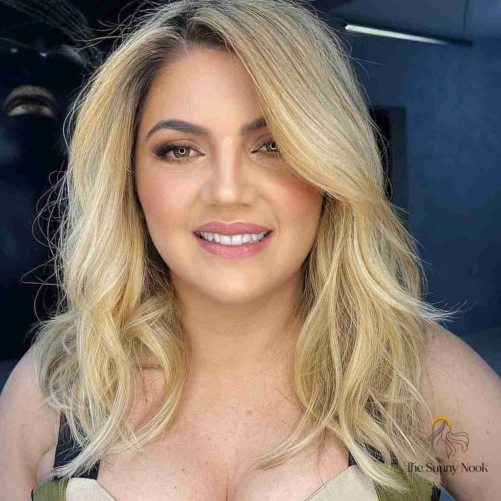 12 Gorgeous Medium Hair Hairstyles for Every Hair Type 8 Blonde Side-Parted Messy Haircut