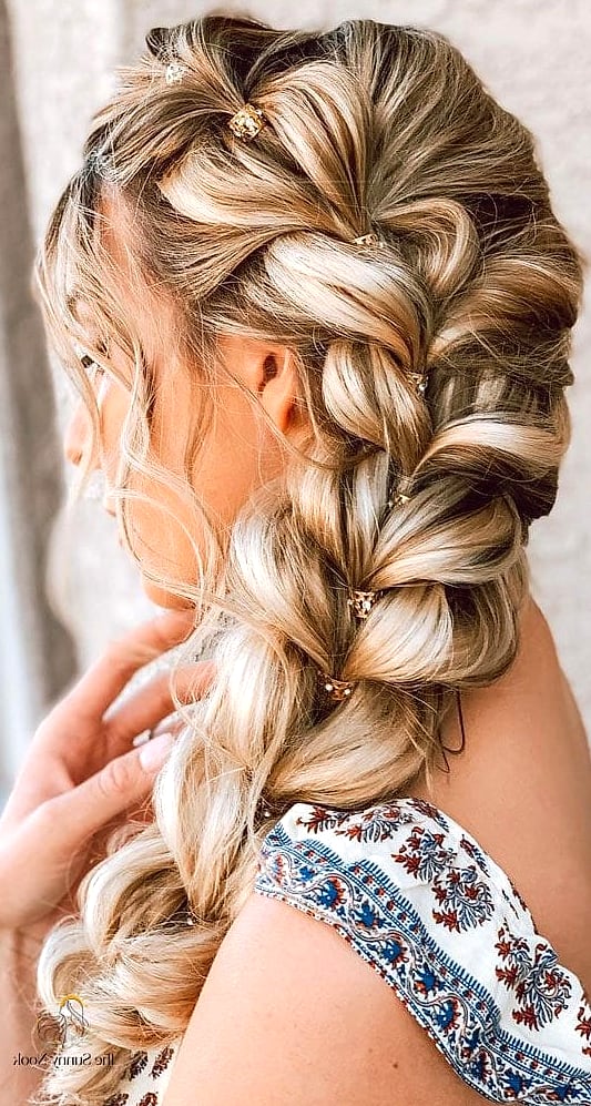 30 Cute Hairstyles With Braids to Transform Your Look Instantly 25 Charming Side-Parted Classic Crop Haircuts for Plus Size Women Over 70