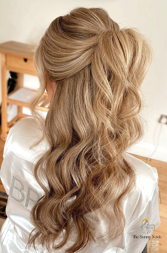 Creamy Blonde Perfect Curls