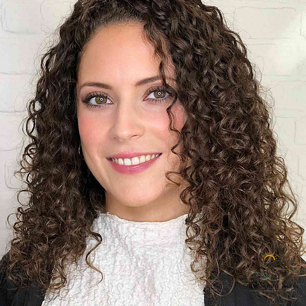 11 Hairstyles For Medium Length Hair Curly You'll Want to Re-Create Immediately 5 Curls with Lots of Volume