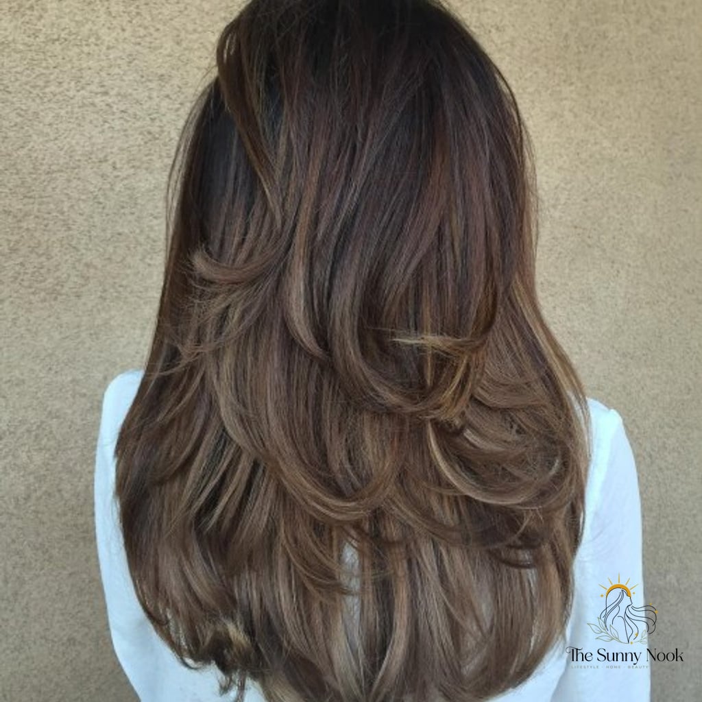 30 Cute Long Hairstyles You'll Want to Re-Create Immediately 16 U-Cut with Swoopy Layers