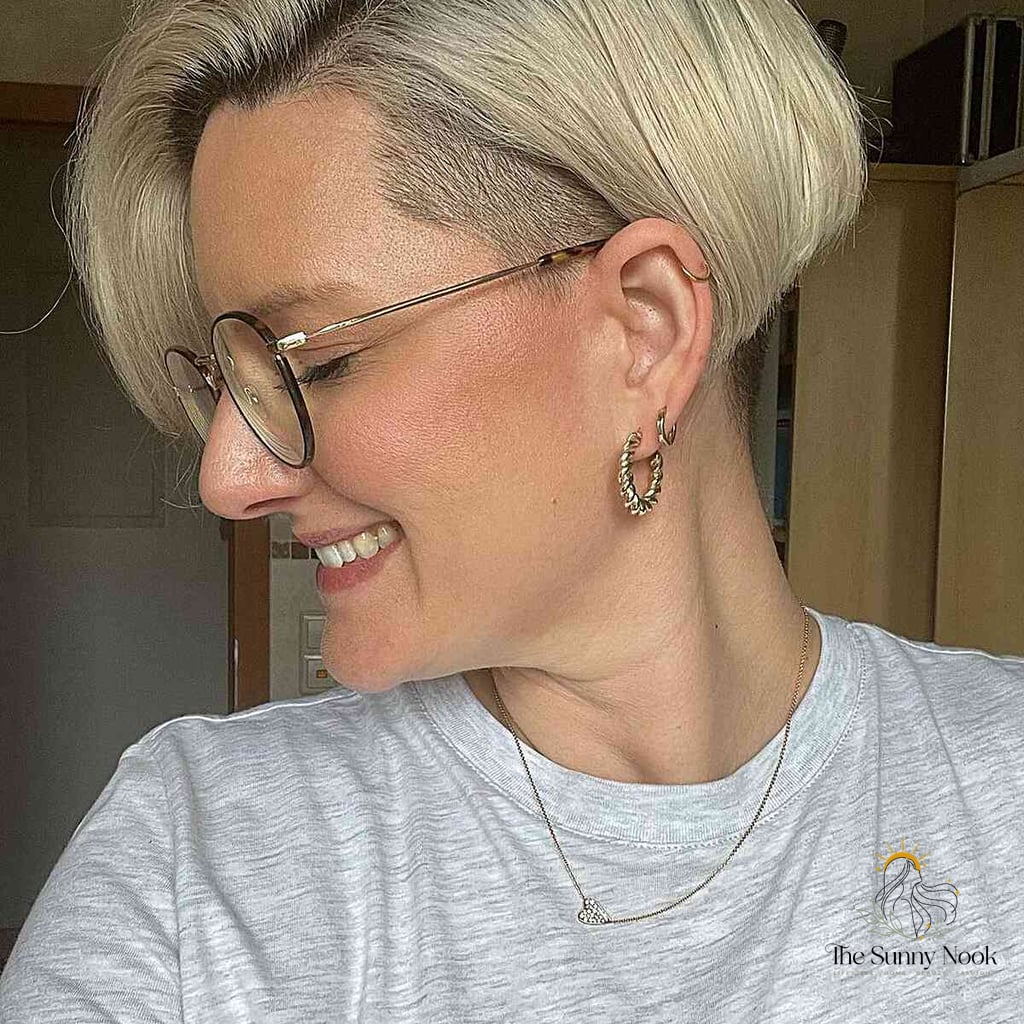 30 Aesthetic Hairstyles For Short Hair Inspo That's Giving Us Everything 9 Ear-Length Undercut with Side Part