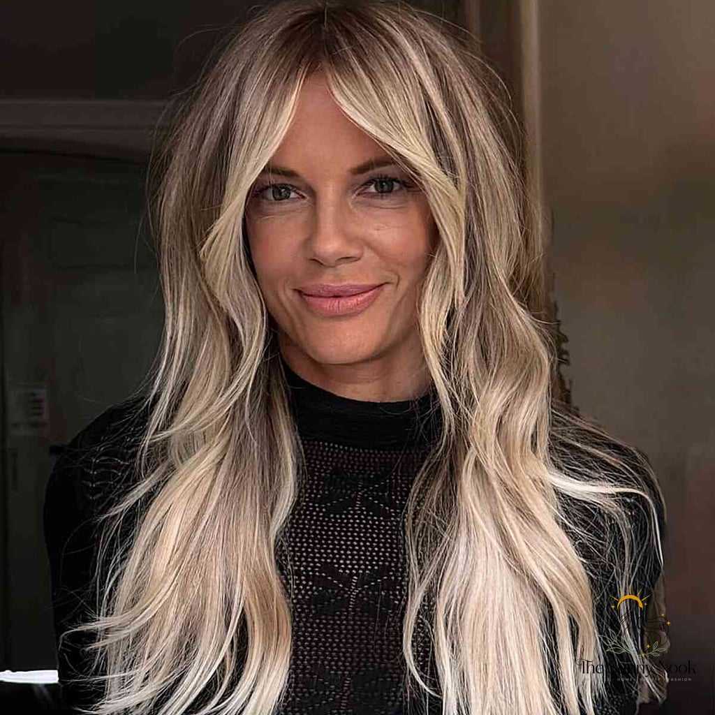21 Casual Hairstyles For Long Hair That Are Actually Easy to DIY 10 Effortlessly Textured Long Layers