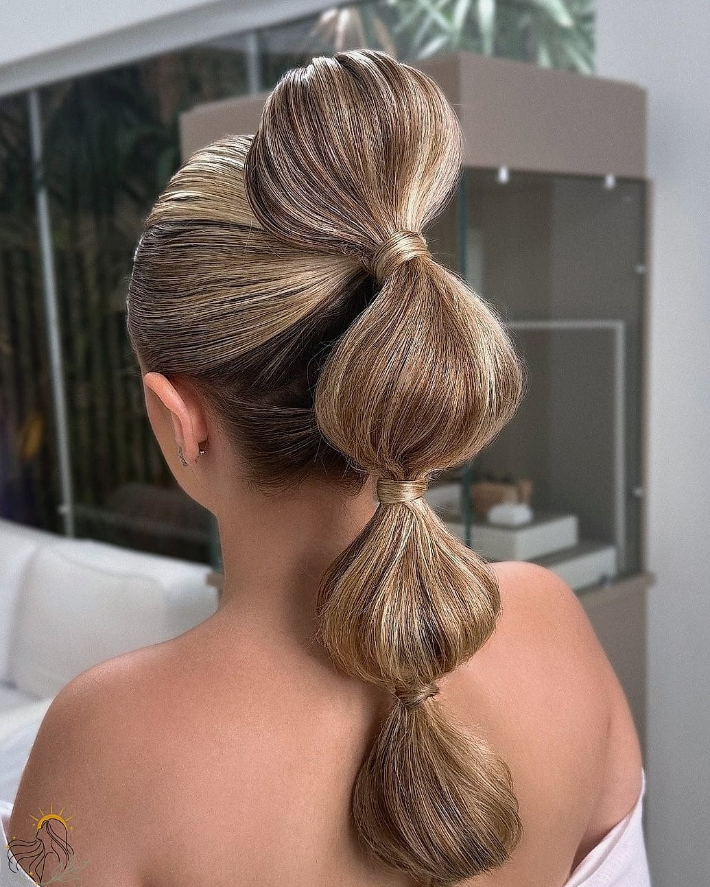 27 Ponytail Hairstyles Short Hair You'll Want to Re-Create Immediately 15 Festival Bubble Ponytail with Skinny Accent Braids