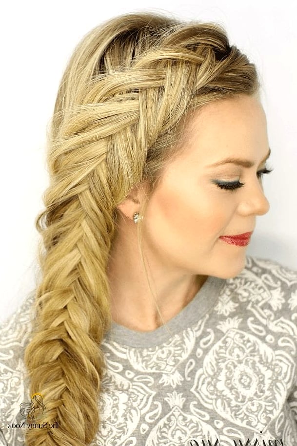 9 Fish Braid Hairstyles Perfect for Your Next Salon Appointment 8 Fishtail Braid with Balayage or Highlights
