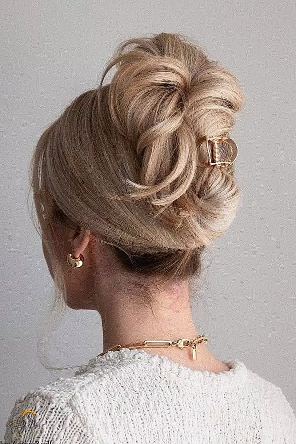 Formal Blonde Ballerina Bun with Thin Bangs