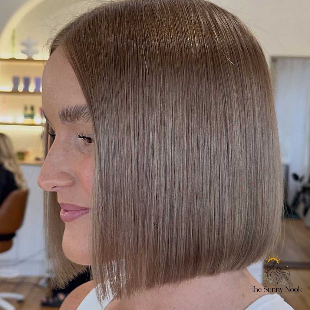 10 90S Curly Hairstyles to Save Before They Blow Up 11 The Glass-Finish Ash Brunette Bob