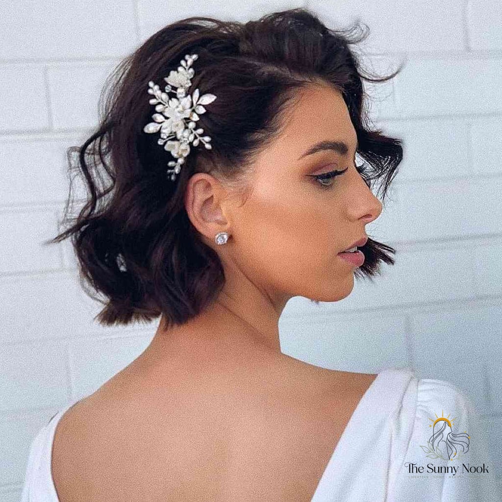 20 Hairstyles For Short Natural Hair That Belong on Your Inspiration Board 13 Gorgeous Waves with a Deep Side Part