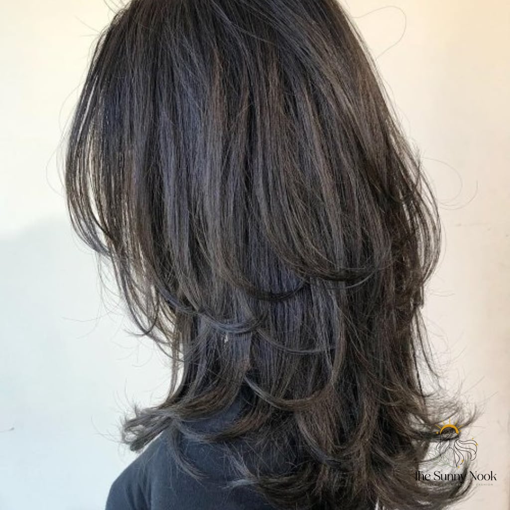 14 Tomboy Hairstyles For Long Hair to Transform Your Look Instantly 12 Haircut with Light Flipped-Up Ends