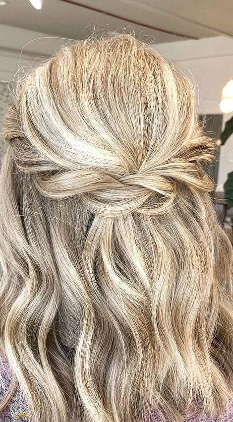 13 Half Up Hairstyles For Medium Hair for the Ultimate Glow Up 12 Half Up with Two Twists