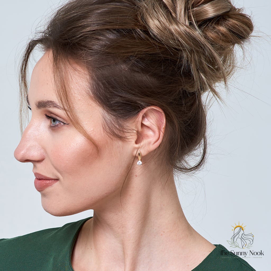 22 Casual Hairstyles For Medium Hair That Are Trending on Pinterest This Week 19 How to Do a Messy Bun Even if Your Hair Is Short and Thin