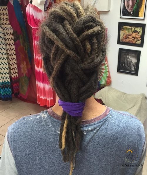 27 2000S Hairstyles Curly Hair Everyone Is Pinning Right Now 6 Jumbo Dreadlock Braid