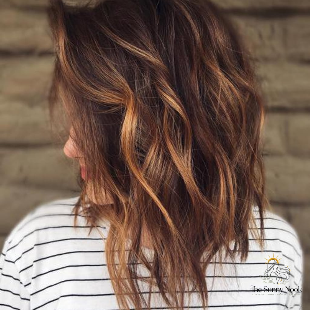 12 Gorgeous Medium Hair Hairstyles for Every Hair Type 6 Lob with Caramel Highlights