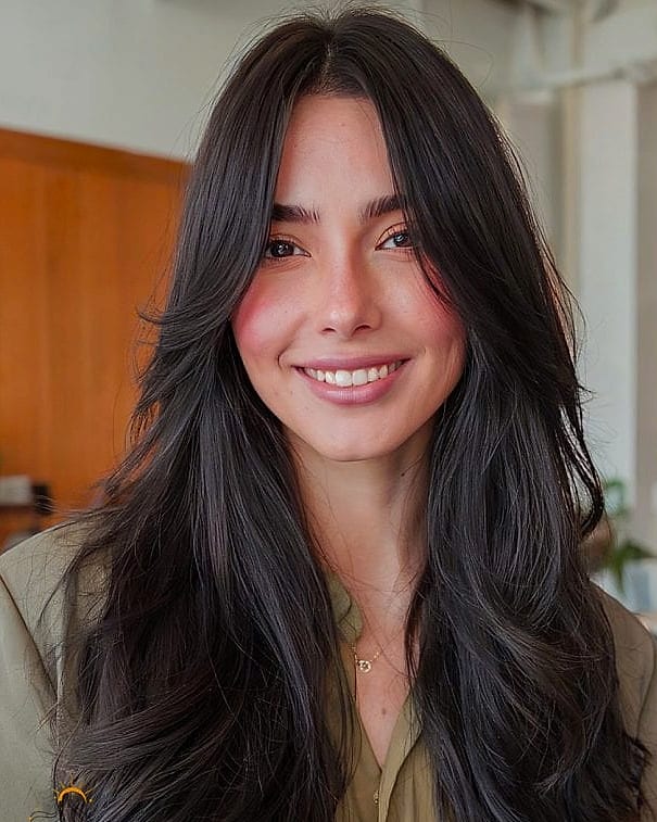 12 Straight Hairstyles For Long Hair to Transform Your Look Instantly 5 Long Straight Hair with Curtain Bangs