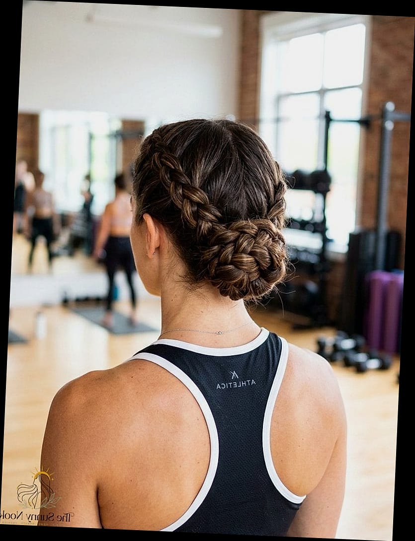 16 Gym Hairstyles For Medium Hair Inspo That's Giving Us Everything 3 Low Braided Ponytail