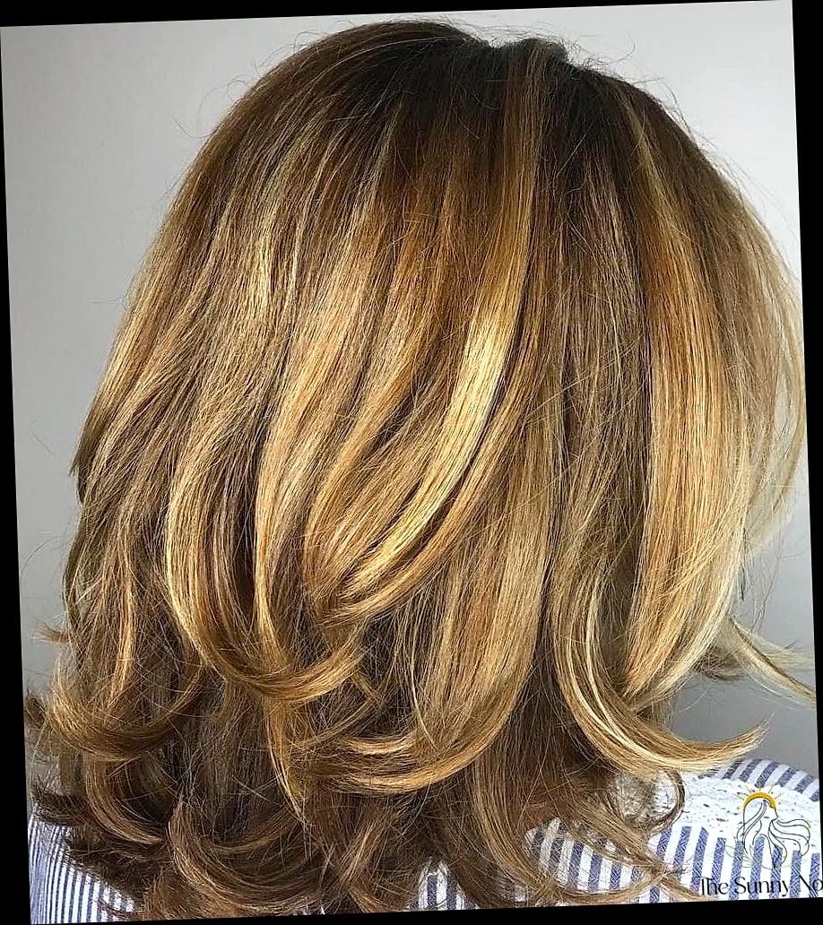 25 Hairstyles For Medium Length Hair Indian We're Obsessed With Right Now 17 Medium Hairstyle with Flipped Ends