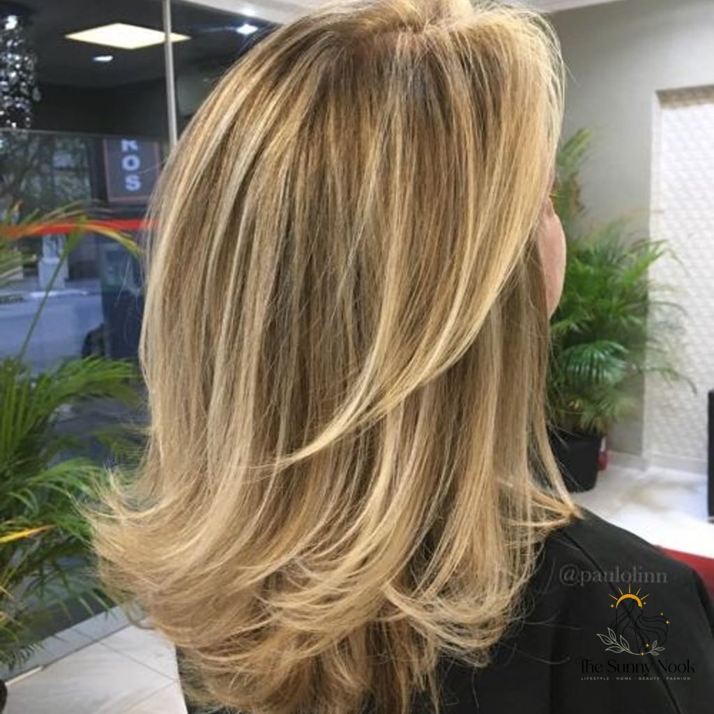Medium Hairstyle with Flipped Ends