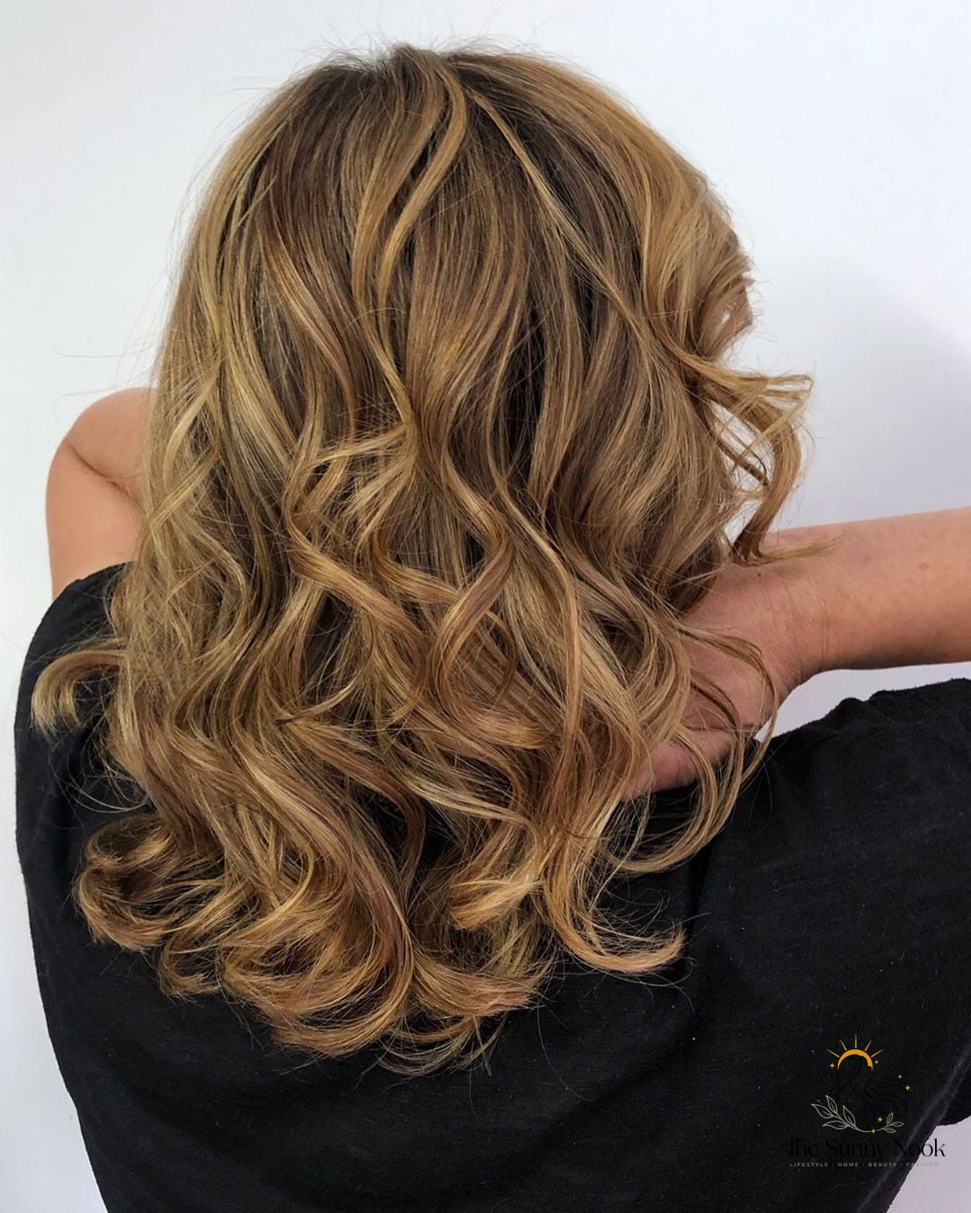 21 Cute Curly Hairstyles Updo to Transform Your Look Instantly 6 Medium-Length Tousled Waves
