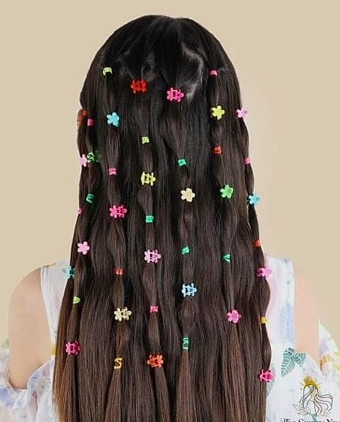 14 Short Hair Claw Clip Hairstyles That Prove This Trend Is Here to Stay 15 Mini Claw Clip Style for Fun Hair Moments