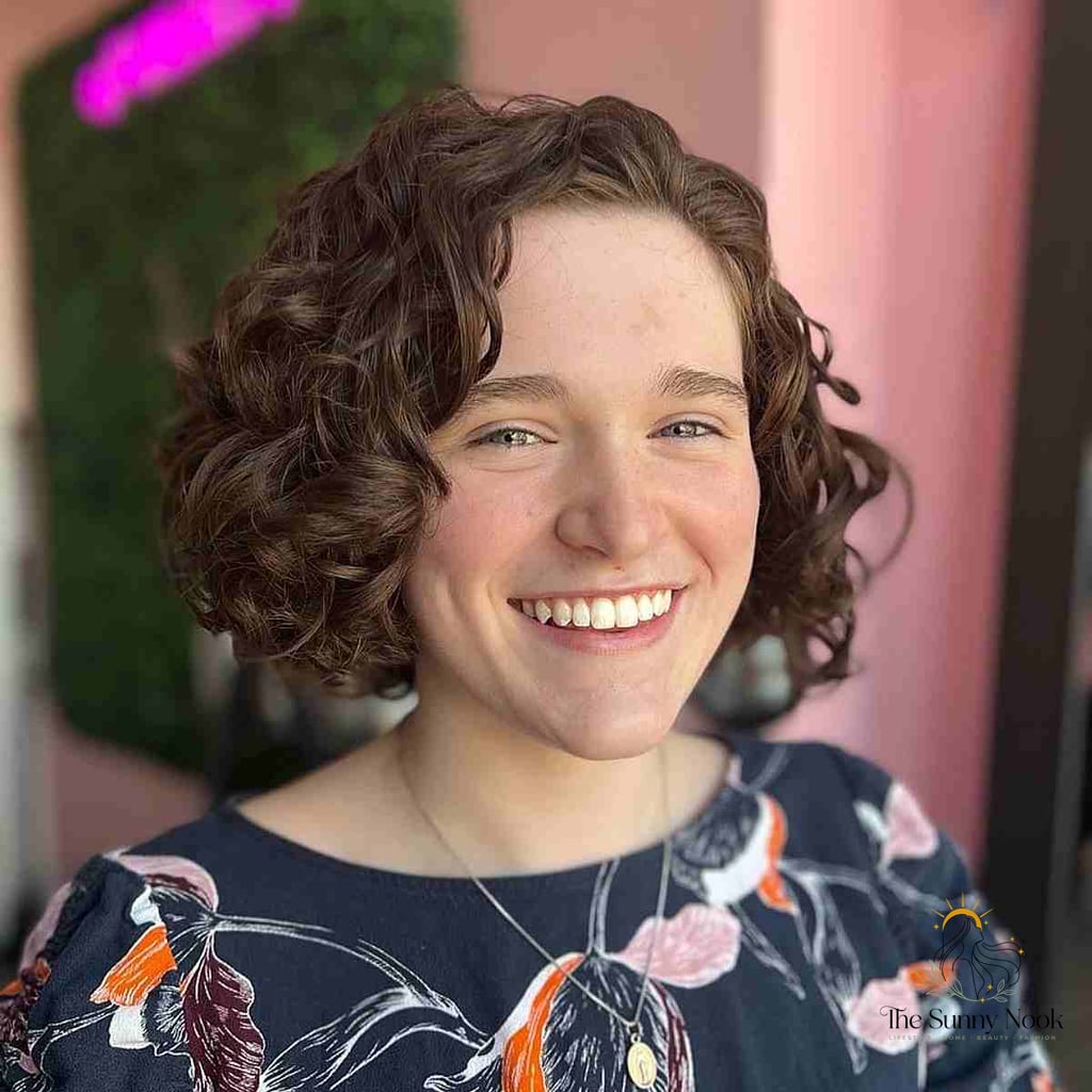 Short Side Part Brunette Curly Hair