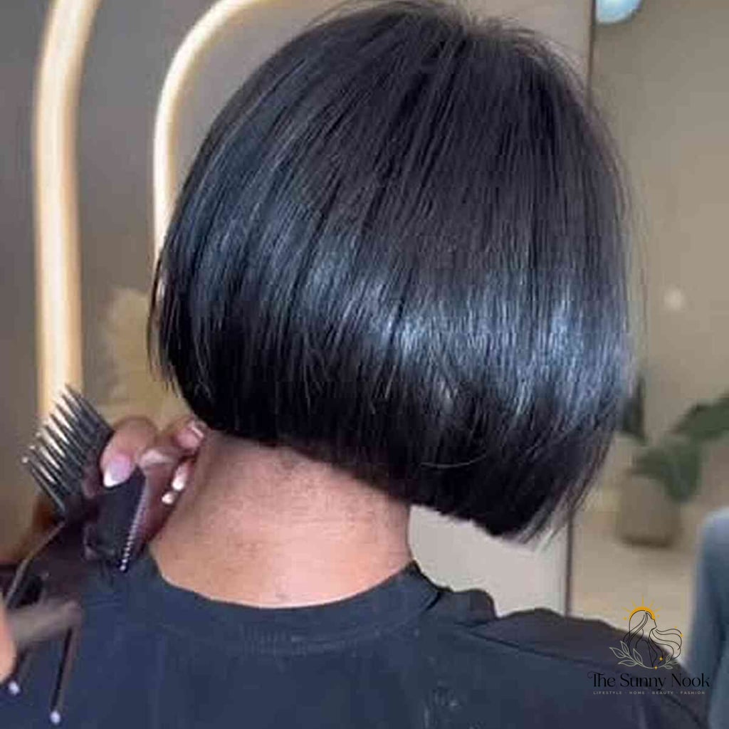 30 Aesthetic Hairstyles For Short Hair Inspo That's Giving Us Everything 30 Short Sleek Bob with Clean Lines