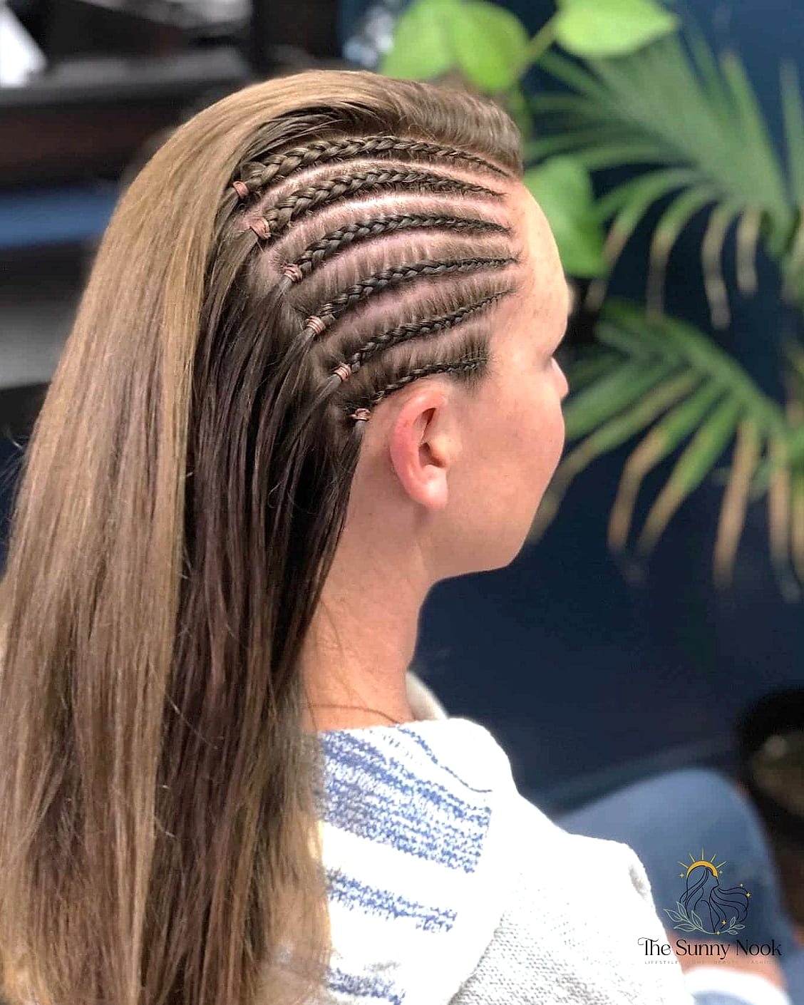 14 Stunning Easy Hairstyles Braids Worth Bookmarking Today 12 Side Braid with Loose Waves