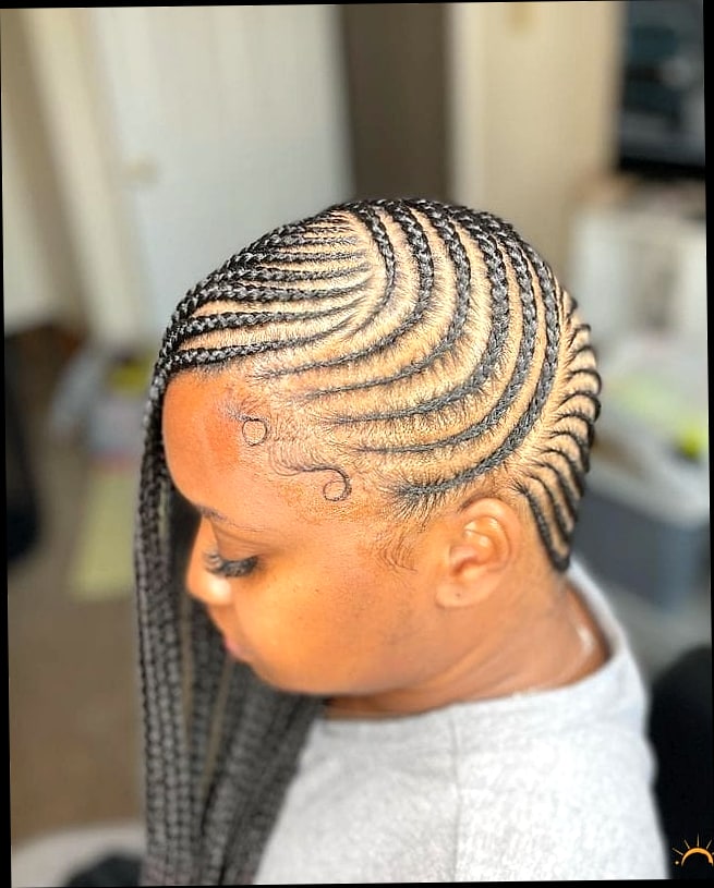 17 Hairstyles For Short Hair Braids That Are Actually Easy to DIY 11 Side-Swept Braid