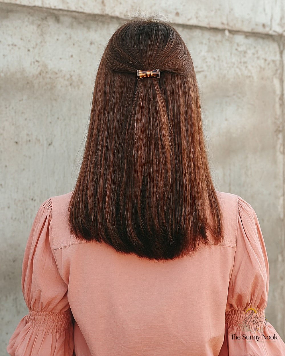 12 Claw Clip Hairstyles Braids for the Ultimate Glow Up 2 Small Claw Clip Hairstyle