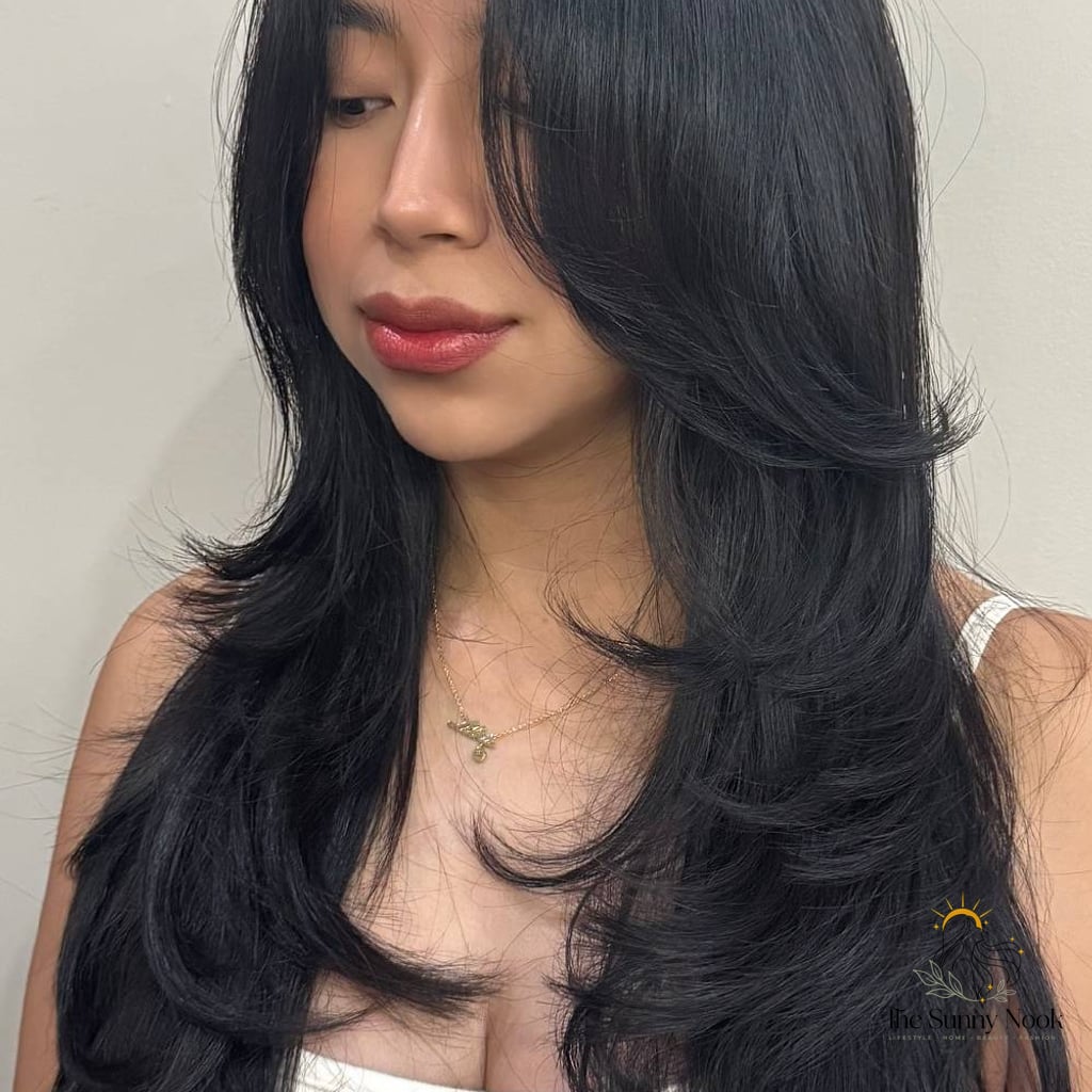 Softly Layered Long Hair with Face-Framing Dimensions