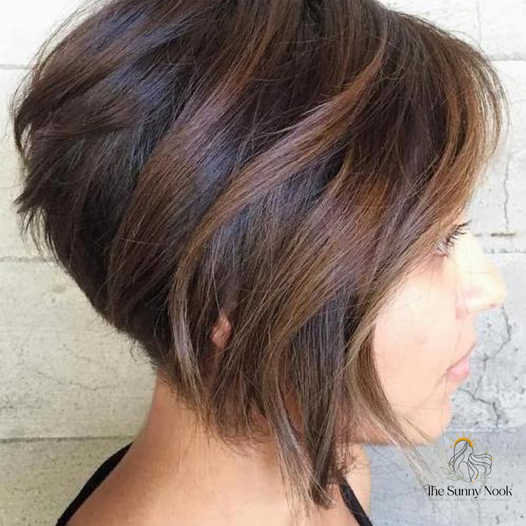 11 Gorgeous Hairstyles For Short Layered Hair for Every Hair Type 5 Stacked Bob with Highlights