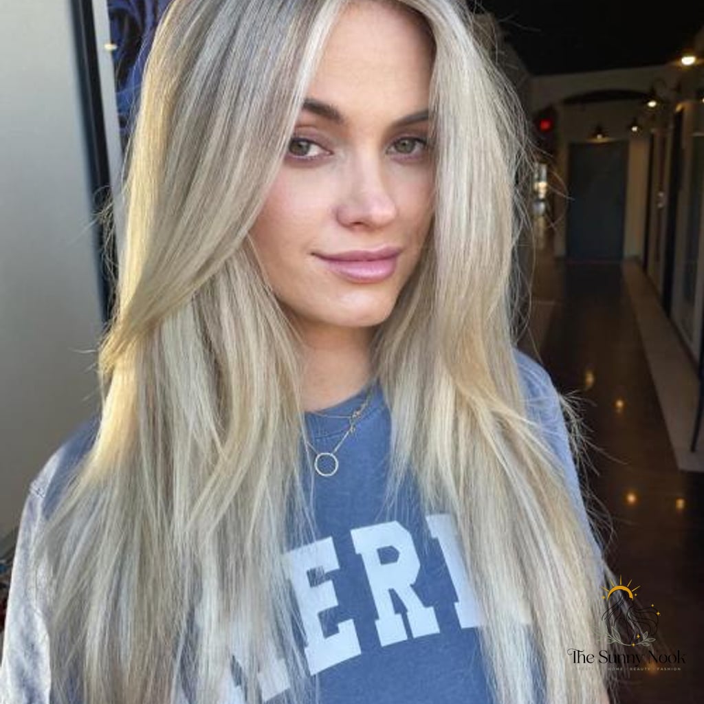 30 Cute Long Hairstyles You'll Want to Re-Create Immediately 22 Straight Layered Cut