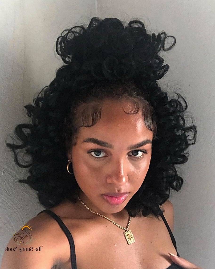 27 2000S Hairstyles Curly Hair Everyone Is Pinning Right Now 7 Y2K Latina Hairstyle