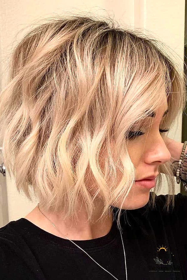 25 Boho Hairstyles For Short Hair That Are Actually Easy to DIY 19 Boho Bob with Beach Spray