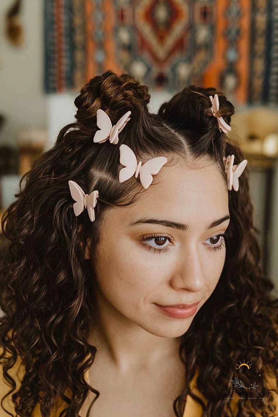 17 90S 2000S Hairstyles That Prove This Trend Is Here to Stay 5 Butterfly Layers