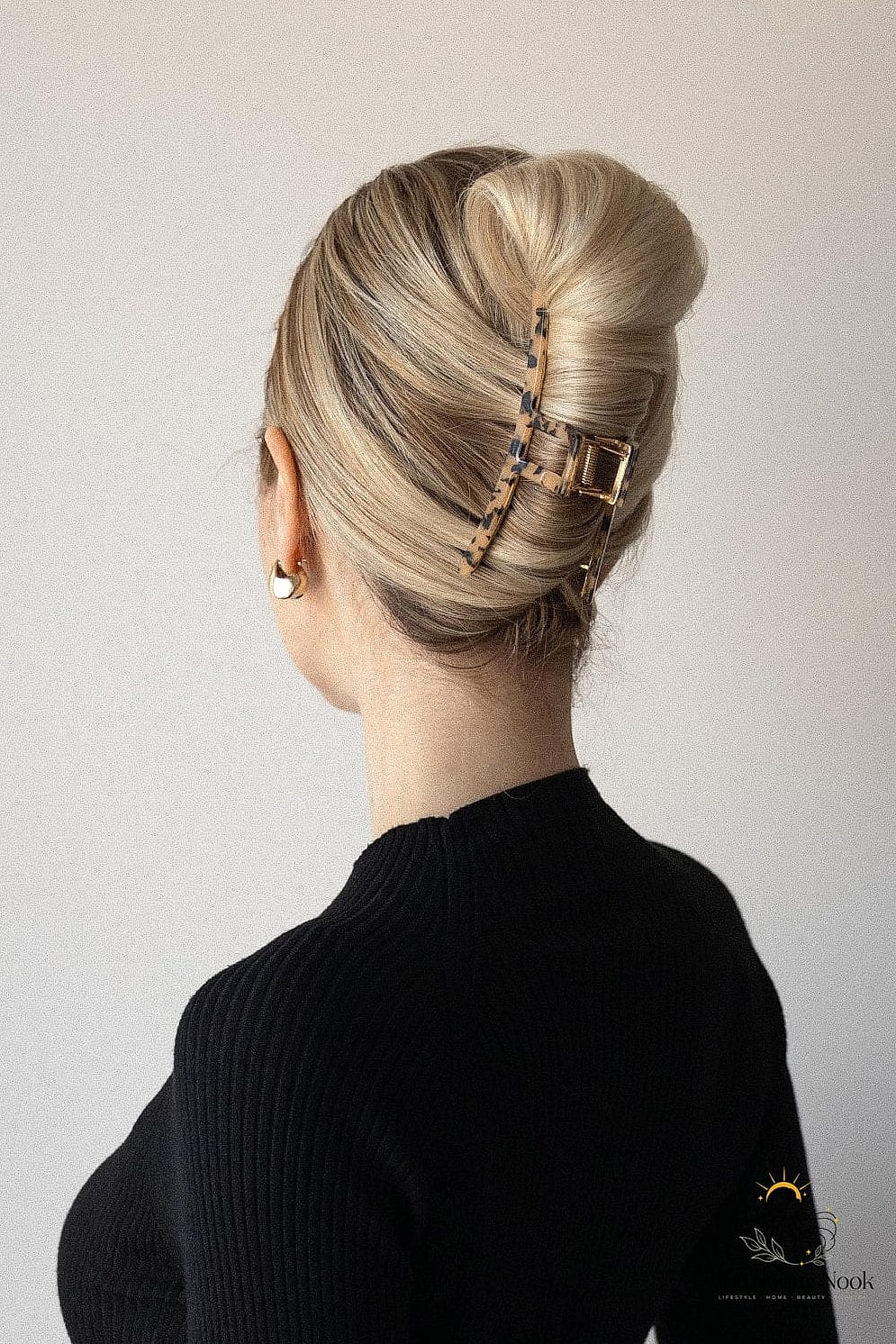 Classic French Twist with a Claw Clip