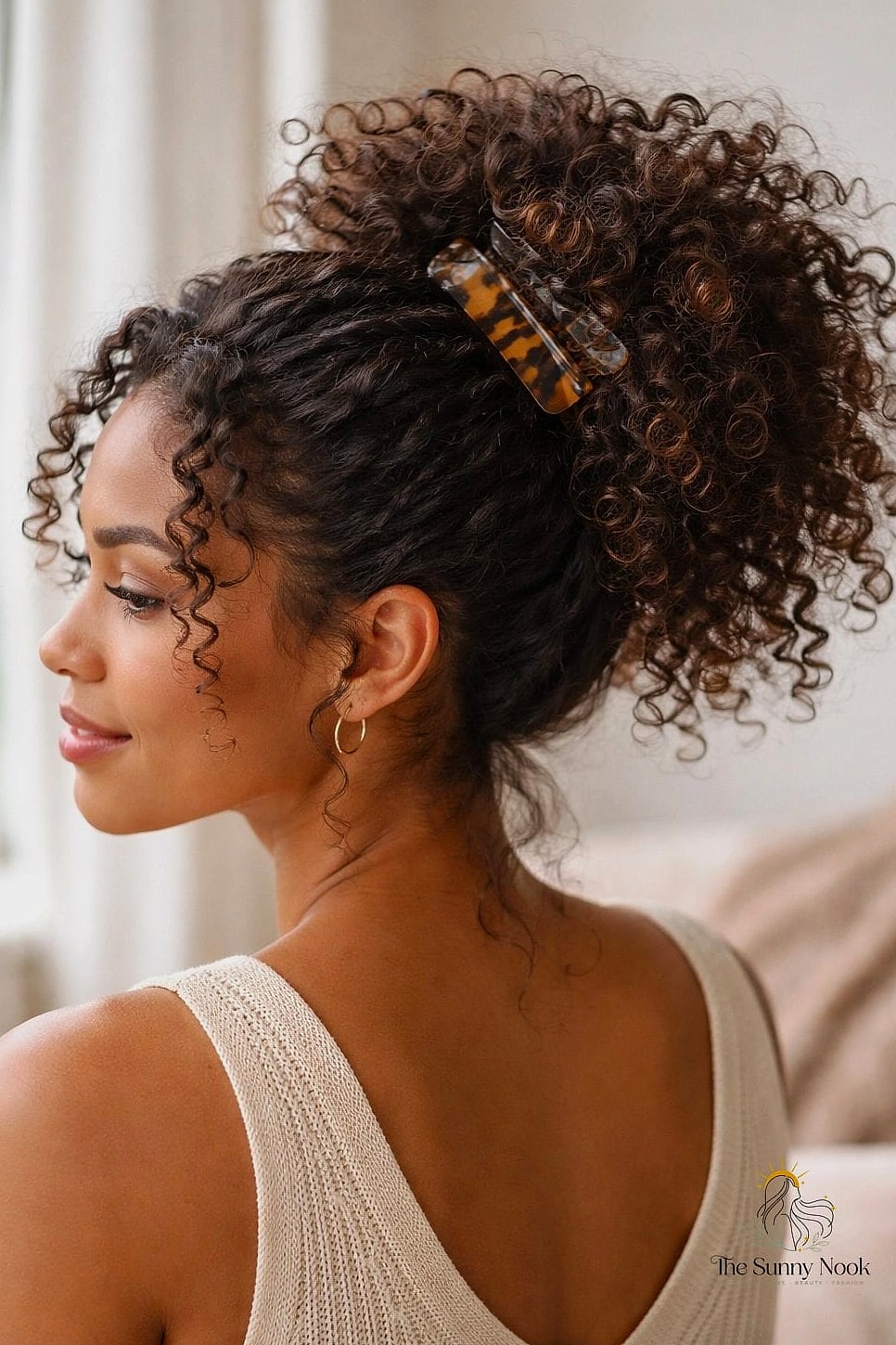 Curly Claw Clip Puff for Natural Volume