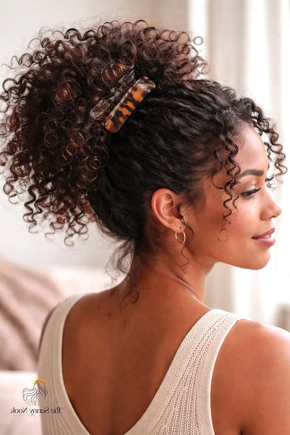 Curly Claw Clip Puff for Natural Volume