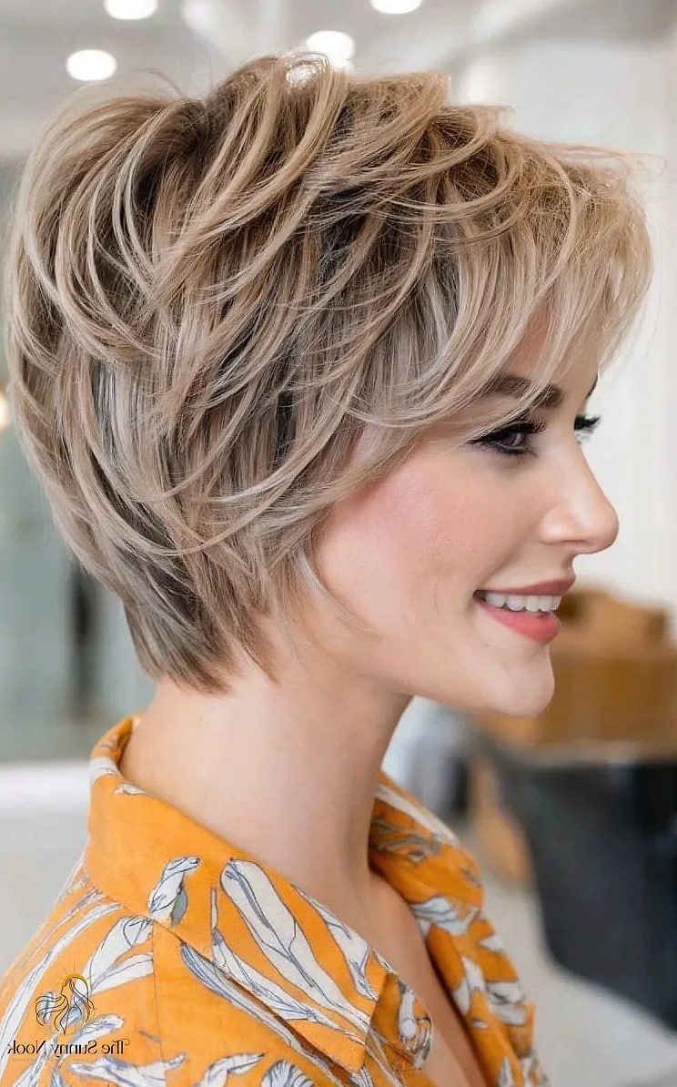 18 Cute Short Hairstyles For Short Hair That Work on Every Hair Length 10 Feathered Pixie
