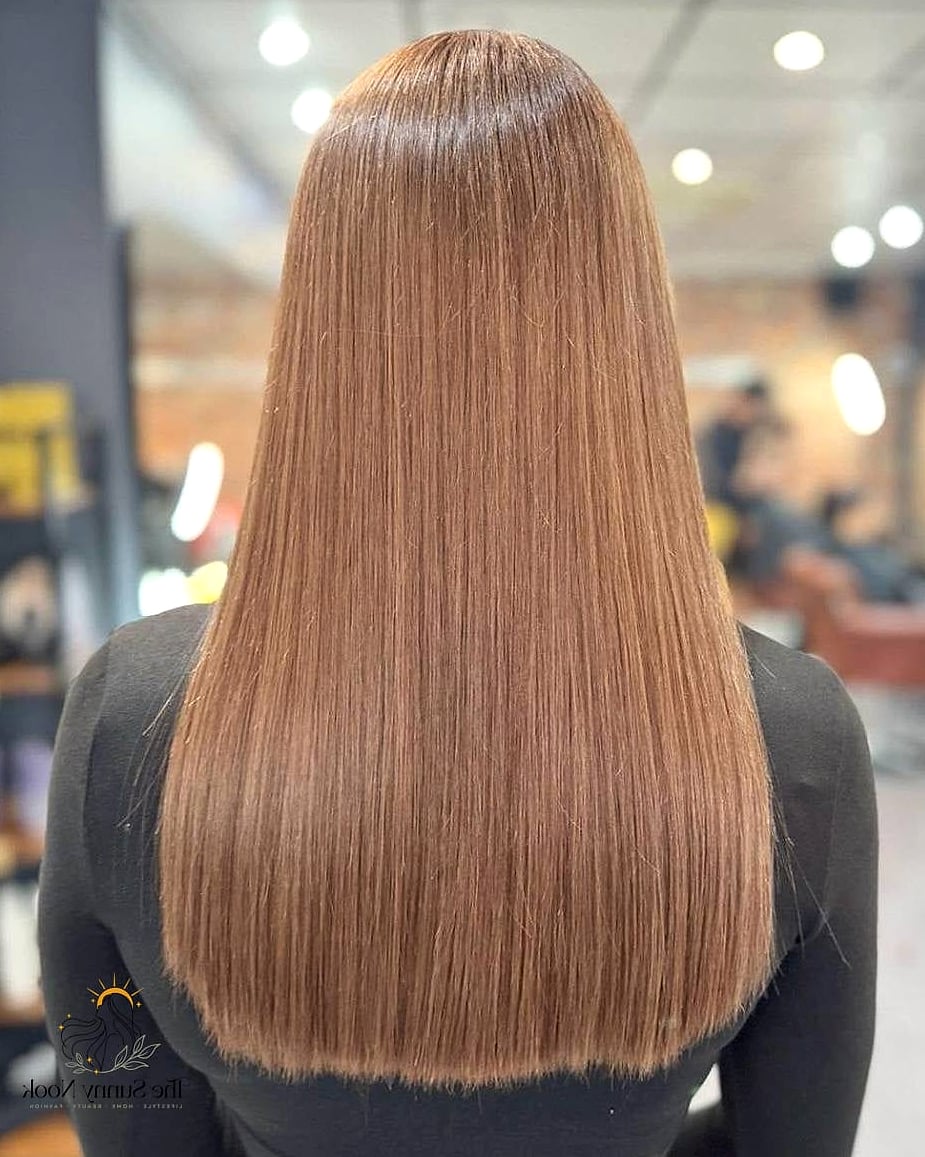 23 Hairstyles Party to Show Your Stylist ASAP 5 Glossy Straight Lob