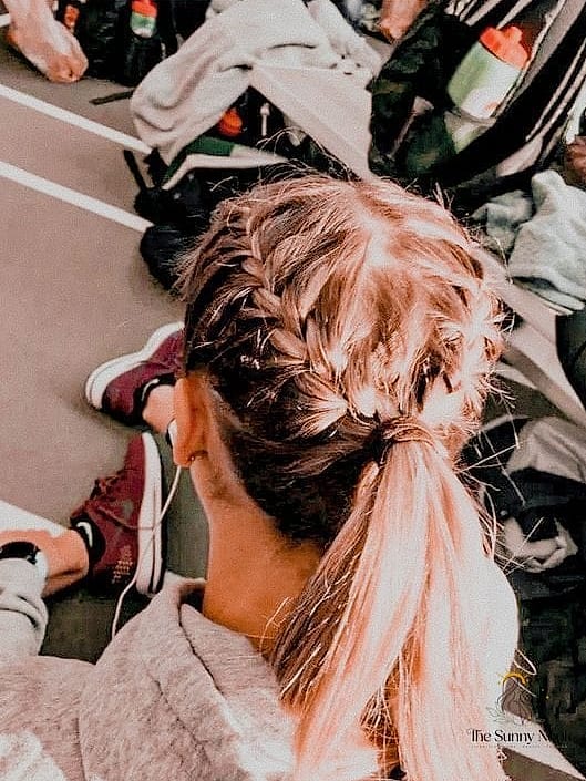 The Half-Up Claw Clip