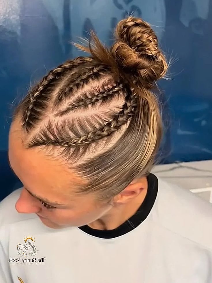 9 Easy Soccer Hairstyles That Are Actually Easy to DIY 6 Half-Up Space Buns