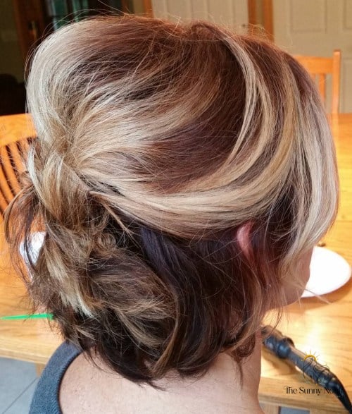 7 Short Updo Hairstyles Easy Inspo That's Giving Us Everything 2 Half-Updo for Bob