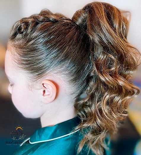 9 Pretty Hairstyles For School to Save Before They Blow Up 8 High Ponytail With a Sleek Part