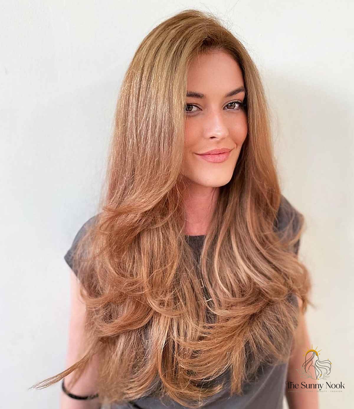 17 Long Thick Hair Hairstyles That Are Both Cute and Low Maintenance 14 Low-Key Cut for Very Long Hair