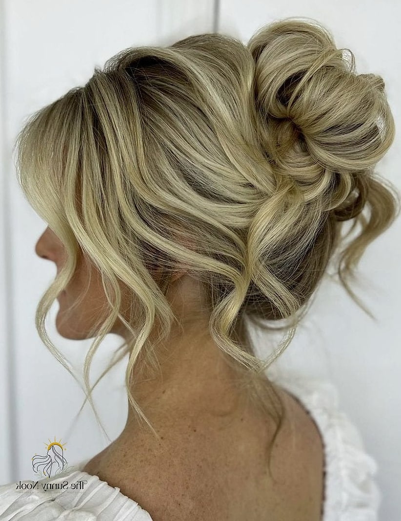 17 Hairstyles Updo Easy That Belong on Your Inspiration Board 2 The Low Messy Bun